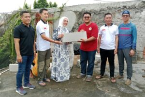 Linda Eviyanti Berikan Apresiasi Semangat Gotong Royong Pembangunan GSG Tahap II Di RW 12