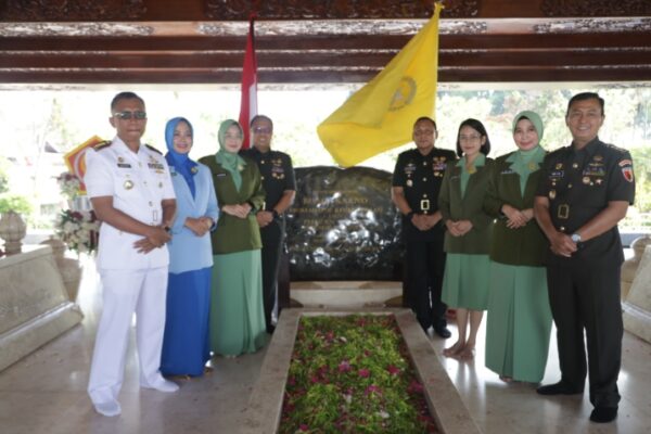 Sambut HUT TNI Ke 79, Pejabat TNI Gelar Ziarah Nasional