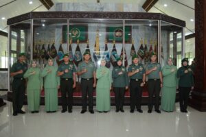 Kasdam IV/Diponegoro Pimpin Kenaikan Pangkat 52 Pamen Jajaran Makodam