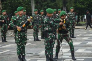 Jalani 240 Km, Peleton Beranting Perkuat Semangat Juang