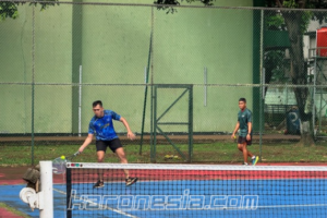Tingkatkan Kebugaran: Perwira Yonif 201/JY Gelar Olahraga Tenis Lapangan