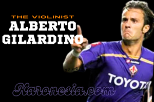 Alberto Gilardino melakukan selebrasi 'The Violinist' usai mencetak gol ke gawang USA di Piala Dunia 2006