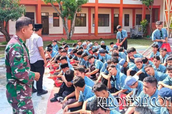 Babinsa Cisoka Kawal Program Makan Bergizi Gratis di Sekolah