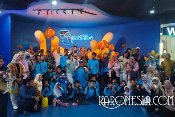 Babinsa Koramil 07/Pondok Aren Dampingi Wisata Siswa SKHN 01, Berbagi Bahagia di Bxsea