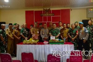 Danramil 06/CBD dan Camat Kompak Rayakan HUT Bhayangkara di Polsek Jatiuwung