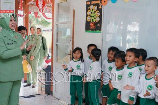 Akrabkan Pancasila, Ketua Persit Edukasi Anak TK