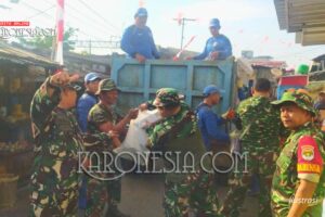 TNI-Polri dan Pemkot Jakarta Timur Kerja Bakti Besar-Besaran