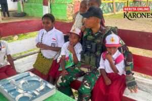 Satgas Pamtas 751 VJS Ajak Anak Papua Belajar dan Makan Bersama