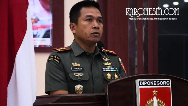 Pangdam IV Diponegoro Mayjen TNI Achiruddin memimpin rapat koordinasi pembangunan Jembatan Garuda di Aula Makodam.