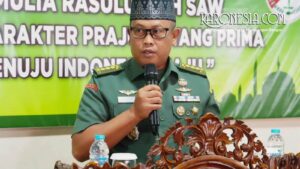 Kasrem 052/Wkr Kolonel Inf Ato Sudiatna memberikan sambutan pada peringatan Isra Mi'raj 1447 H.