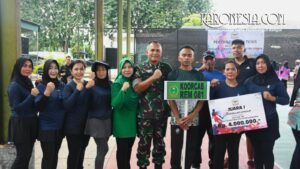 Danrem 081/DSJ bersama Tim Tenis Persit Koorcab Rem 081 merayakan gelar Juara I.