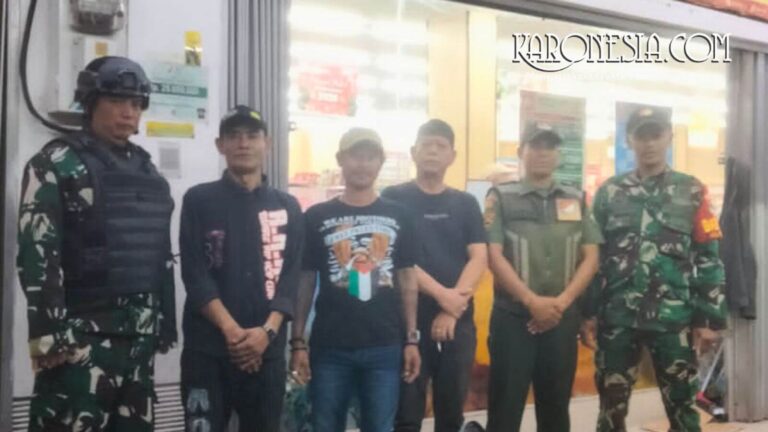 Personel Kodim 0506/Tangerang dan komponen masyarakat saat patroli bersama.