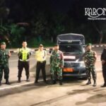 Babinsa melakukan patroli malam bersama Komduk di wilayah Tangerang