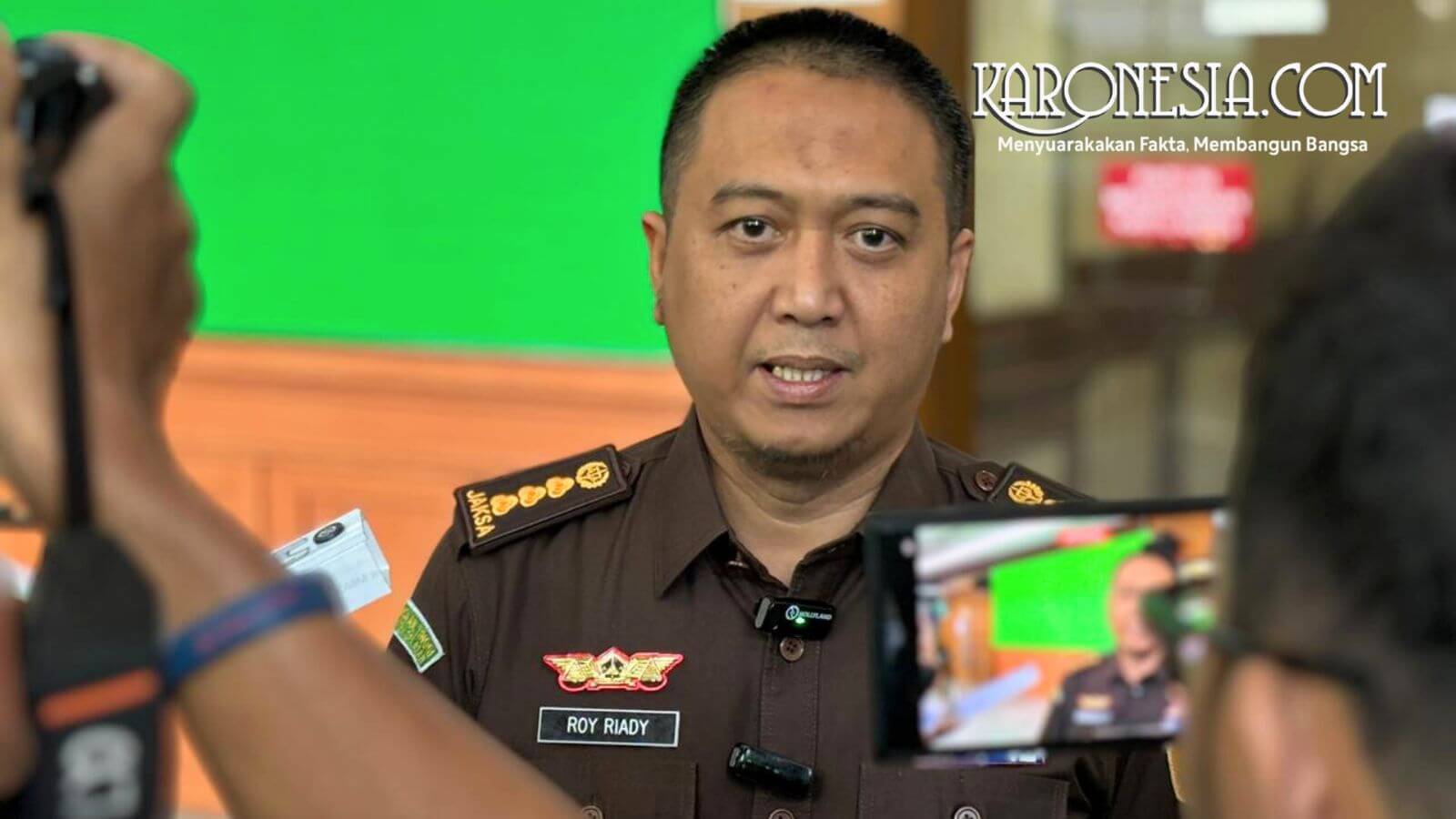 JPU Roy Riadi memberikan keterangan pers terkait sidang korupsi Chromebook Kemendikbudristek.