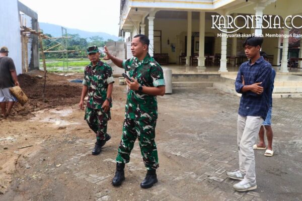 Dandim 0807 Tulungagung Letkol Arh Hanny Galih Satrio meninjau lokasi pembangunan KDKMP.