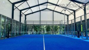 Lapangan padel baru di kota untuk bermain olahraga