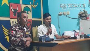 Ketua FKPPI PC 2708 Agus Asnawi saat menyampaikan sambutan dalam acara pembubaran Panitia Retrit di sekretariat.