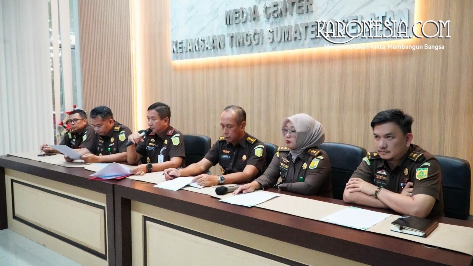 Tim penyidik Kejaksaan Tinggi Sumsel menyampaikan perkembangan kasus korupsi.