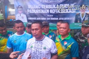 Kolonel Arm Krisrantau Hermawan memberikan keterangan pers pada peresmian ruang publik Padurenan Kota Bekasi