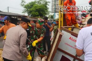 Dandim Tangerang Pimpin Aksi Bersih Sampah di Tangsel