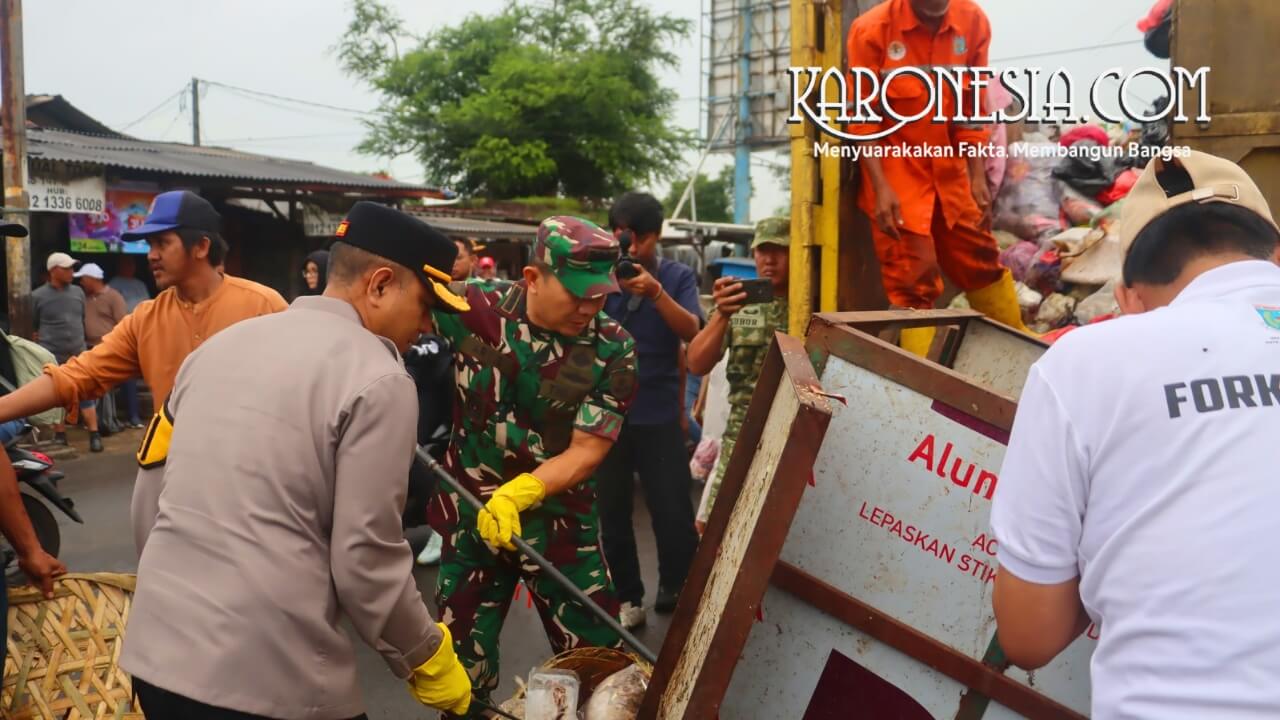 Dandim 0506 Tangerang pimpin aksi bersih sampah Tangsel