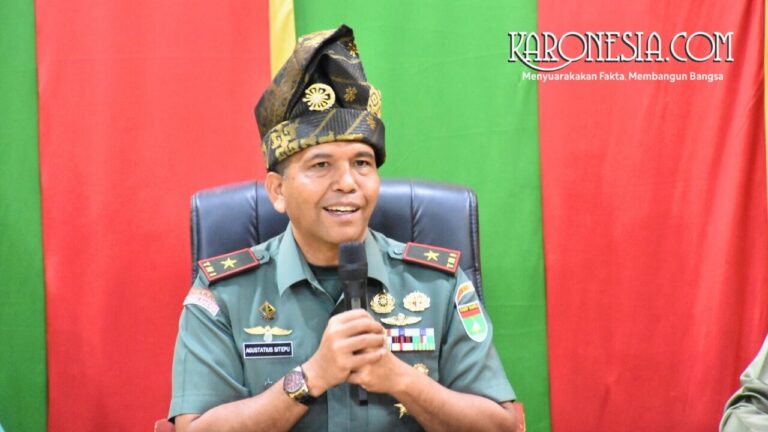 Brigjen TNI Agustatius Sitepu Danrem 031 Wira Bima saat kunjungan ke LAMR Pekanbaru