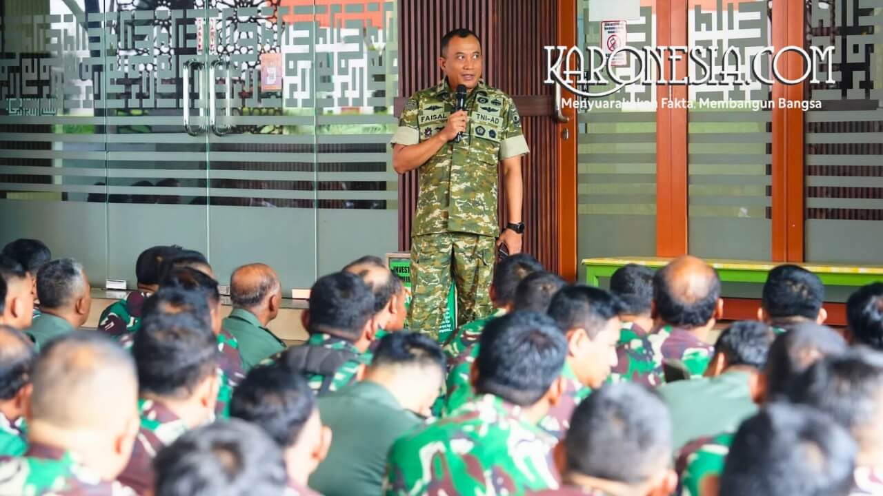 Danrem 052/Wijayakrama Brigjen TNI Faizal Rizal memberi arahan prajurit jelang Ramadan di Makorem Tangerang
