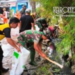 TNI Polri warga kerja bakti Jaga Jakarta Bersih Klender