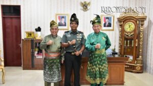 Danrem 031 Wira Bima bersilaturahmi dengan tokoh adat Melayu Riau di Pekanbaru