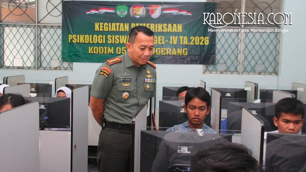 Dandim 0506 Tangerang memantau tes psikologi CAT calon siswa KKRI di SMA Al Azhar Tangerang