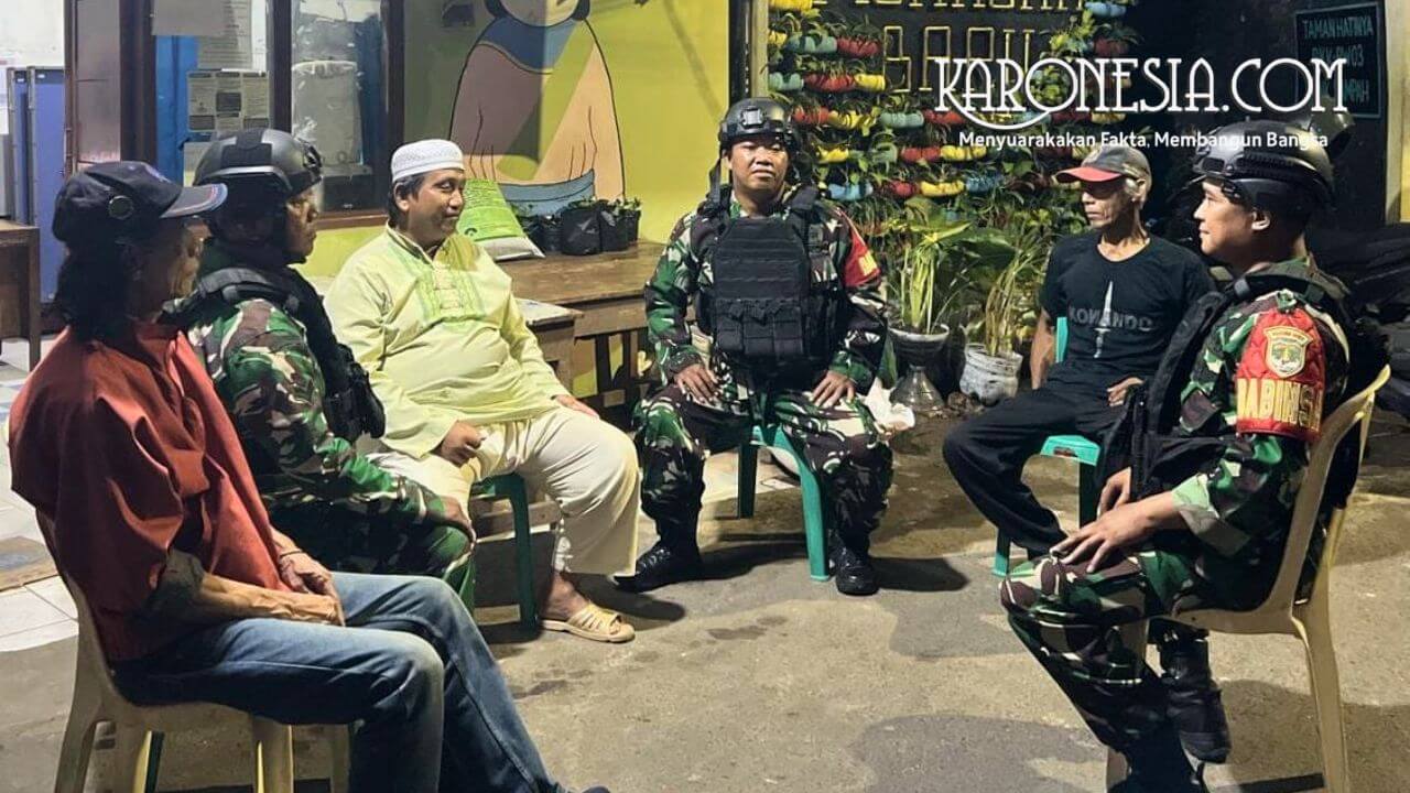 Patroli siskamling Koramil Matraman Jakarta Timur