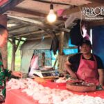 Harga Ayam dan Sayur Naik, Babinsa Pantau Kenaikan Sembako