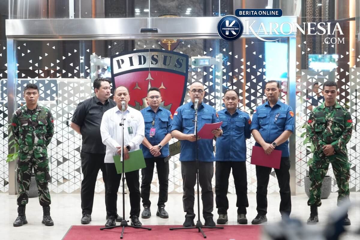 Konferensi pers penetapan tersangka korupsi tambang batu bara