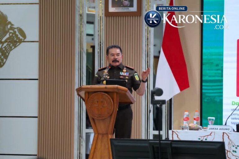 Jaksa Agung memberikan pengarahan di Papua