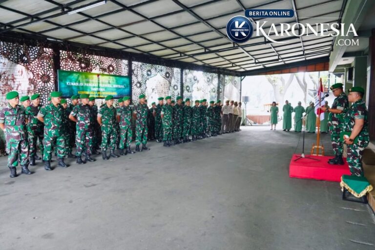 Upacara kenaikan pangkat prajurit TNI