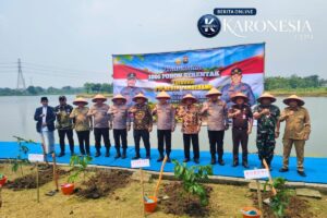 Seribu Pohon Produktif Ditanam, Danramil Pasar Kemis: Investasi Masa Depan