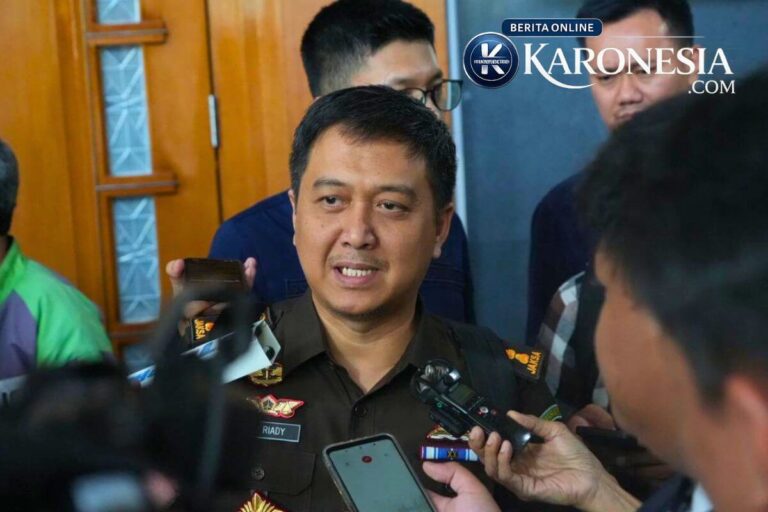 JPU Roy Riady beri keterangan soal sidang Chromebook ditunda