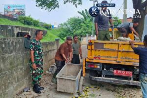 TNI Bangun Jembatan Garuda, Warga Pinang Sambut Antusias