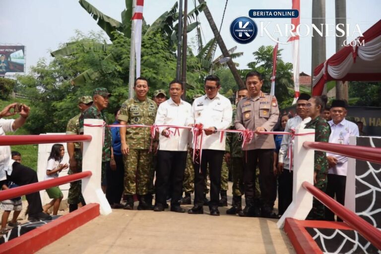 Peresmian Jembatan Garuda & Gentengisasi oleh pejabat di Tangerang