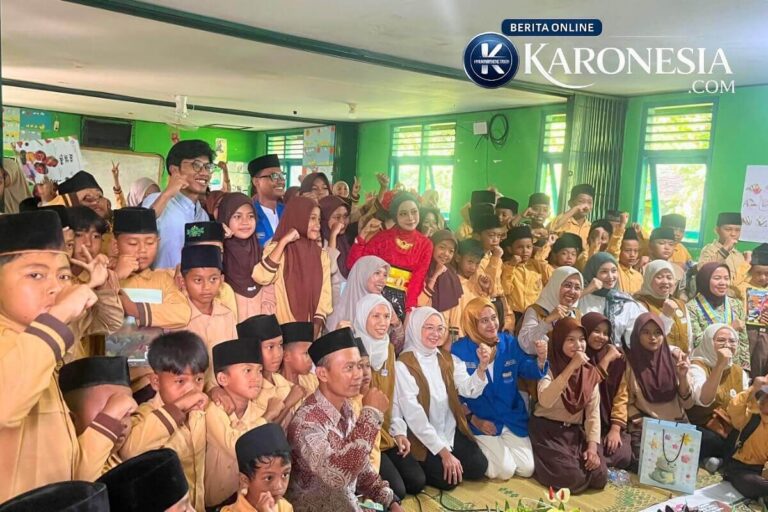 Foto bersama Gerakan Literasi PMII DIY di MI YAPPI Balong Yogyakarta