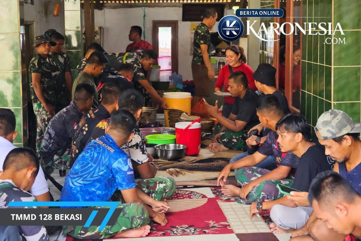 Satgas TMMD 128 Bekasi makan bersama warga