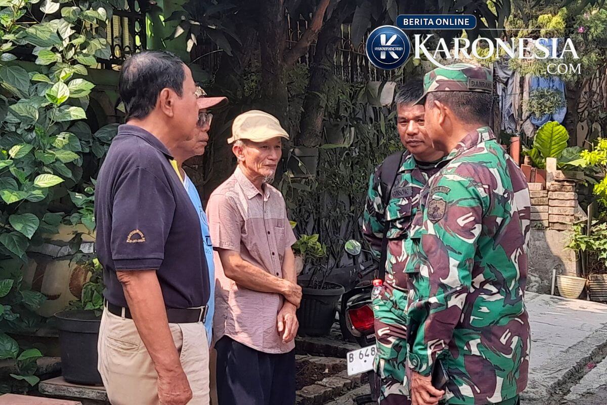 Danramil Pamulang berdialog dengan warga terdampak penataan