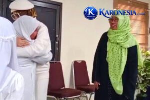 Ibu Cahya Peluk dan Dampingi Ratusan Yatim Piatu Bekasi