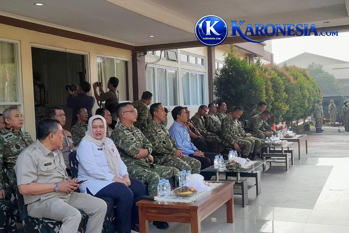 Hadirin dan pejabat menyaksikan rangkaian kegiatan Persami KKRI
