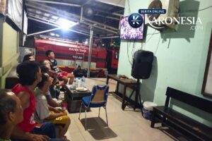 Nobar Bola, Koramil Ciputat Buktikan Kemanunggalan TNI-Rakyat