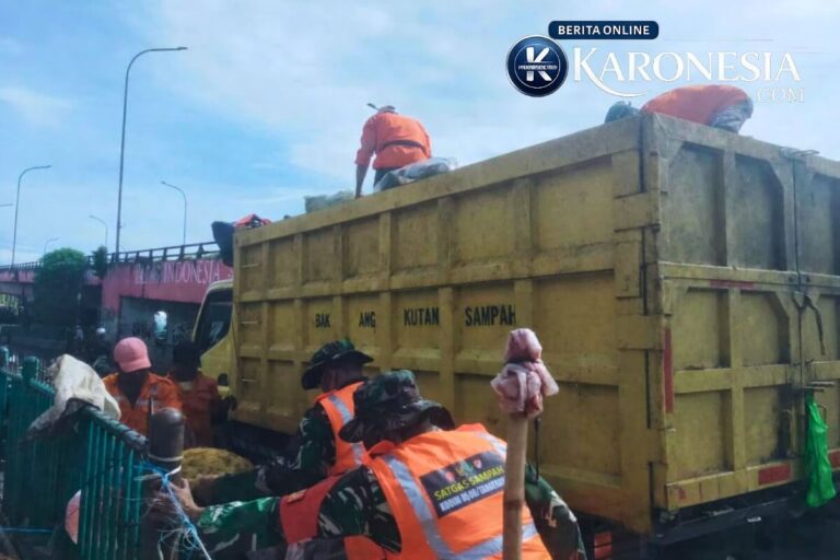 Satgas Sampah bersihkan Jalan Dewi Sartika
