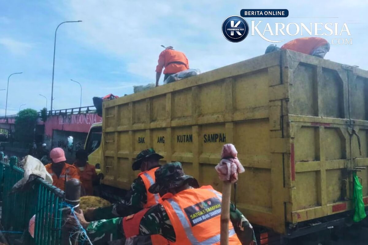 Satgas Sampah bersihkan Jalan Dewi Sartika