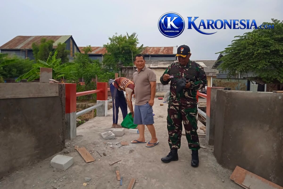 Danramil meninjau progres pembangunan Jembatan Aramco di Kosambi, Tangerang