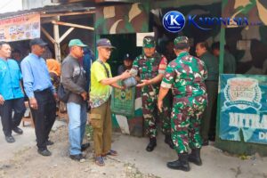 Koramil 06/Cibodas Salurkan 50 Paket Sembako bagi Warga Periuk