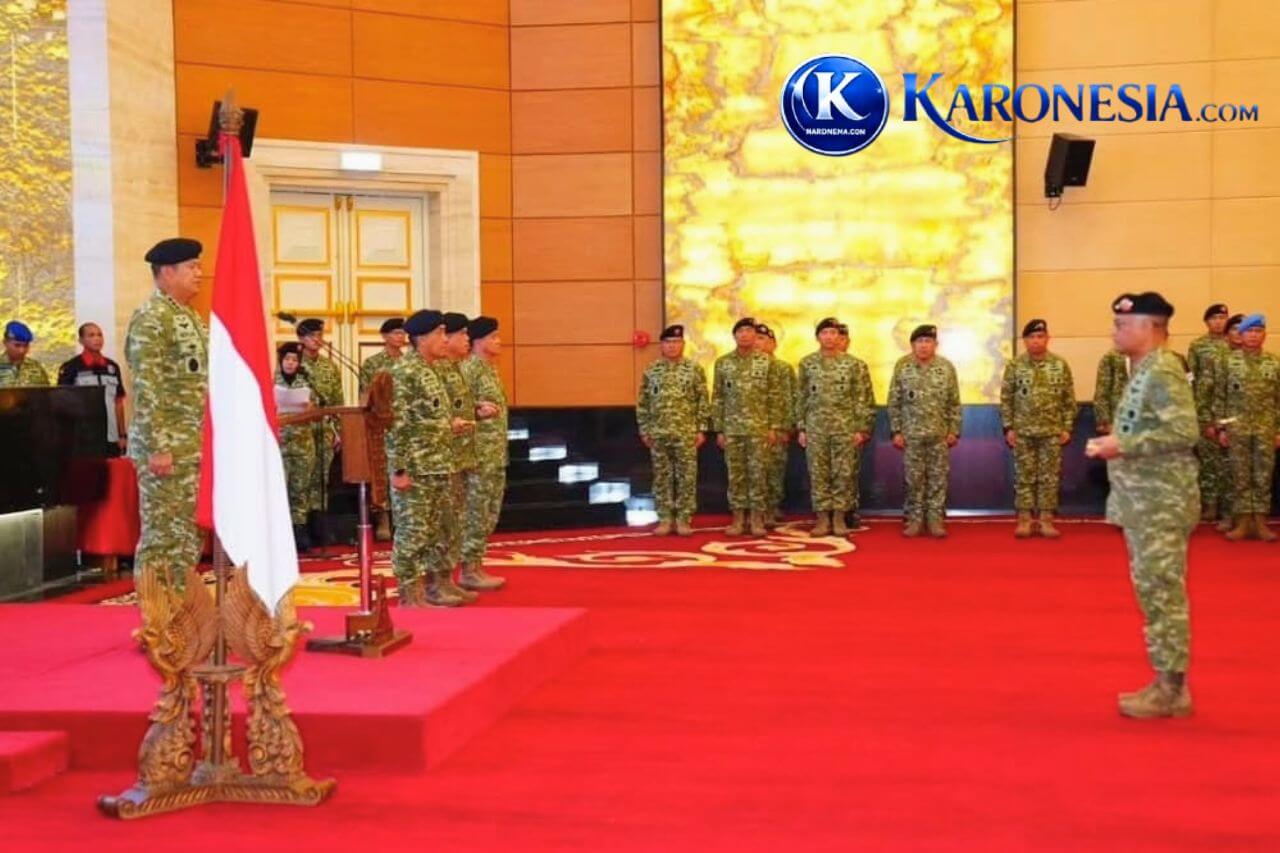 Upacara kenaikan pangkat perwira tinggi TNI di Aula Gatot Subroto Cilangkap